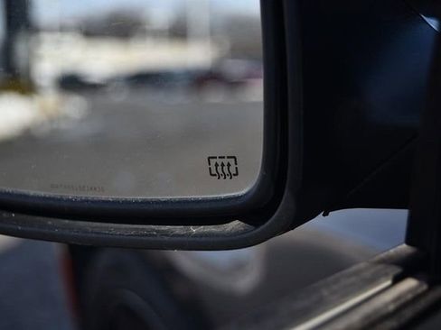 Used 2023 Chrysler 300 S image 10