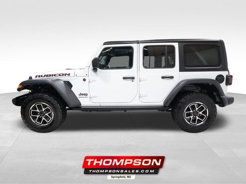 Used 2024 Jeep Wrangler Unlimited Rubicon image 1
