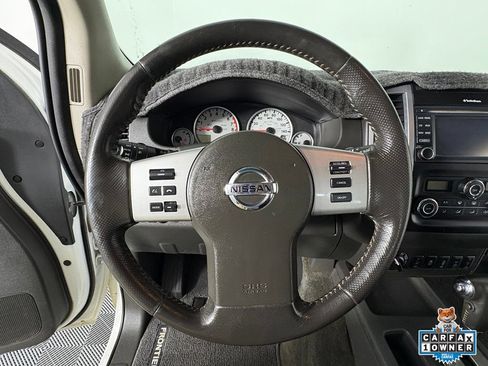 Used 2018 Nissan Frontier PRO-4X w/ Pro-4x Luxury Package AWD/4WD image 2