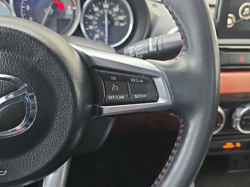 Used 2019 MAZDA MX-5 Miata RF Grand Touring image 14