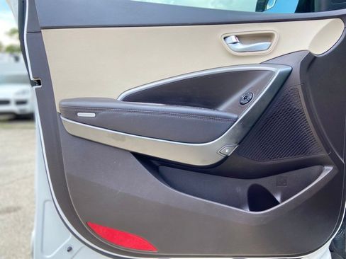 Used 2017 Hyundai Santa Fe Sport FWD image 13