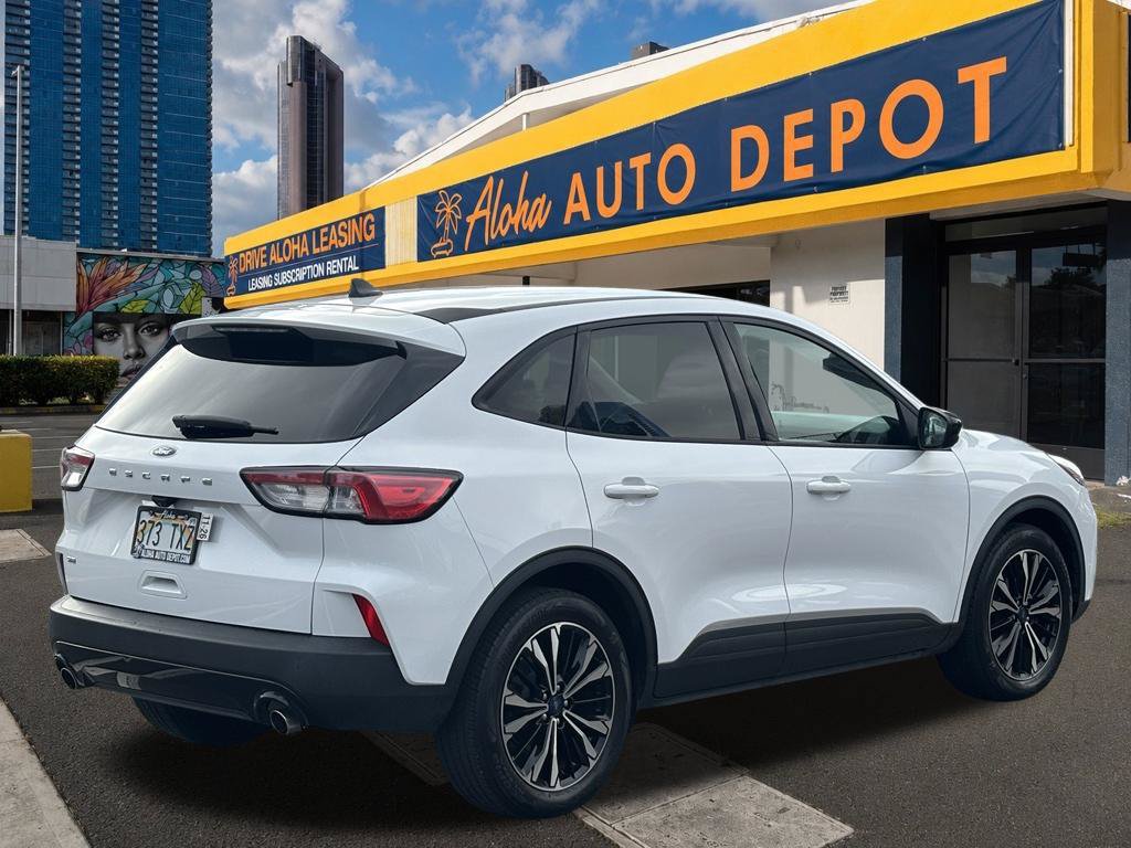 Used 2022 Ford Escape SE w/ SE Sport Appearance Package FWD image 5