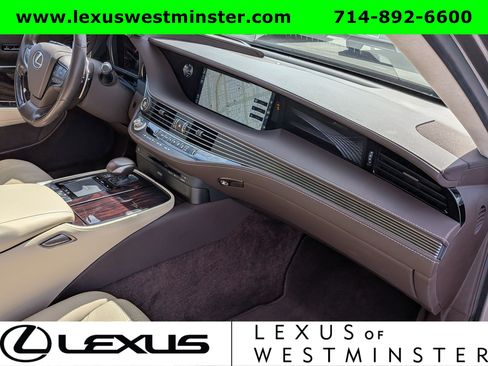 Used 2018 Lexus LS 500 w/ Luxury Package RWD image 6