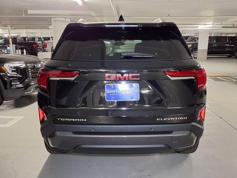 New 2026 GMC Terrain Elevation w/ Elevation Premium Package FWD image 9