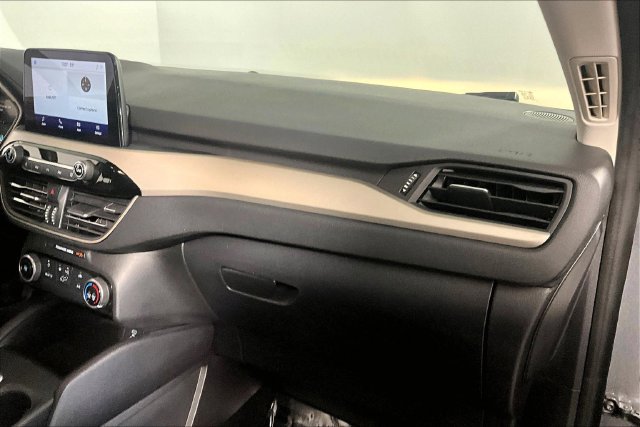 Used 2022 Ford Escape SE FWD image 19