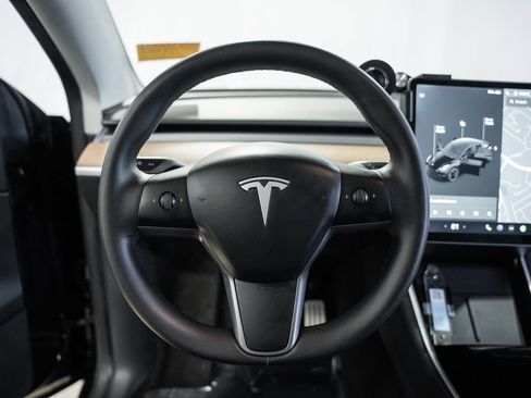 Used 2020 Tesla Model Y Performance image 33