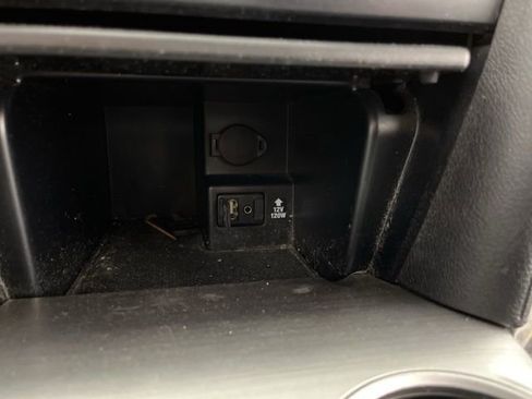 Used 2012 Toyota Camry SE image 26