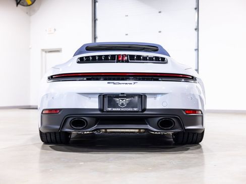 Used 2026 Porsche 911 Carrera T RWD image 5