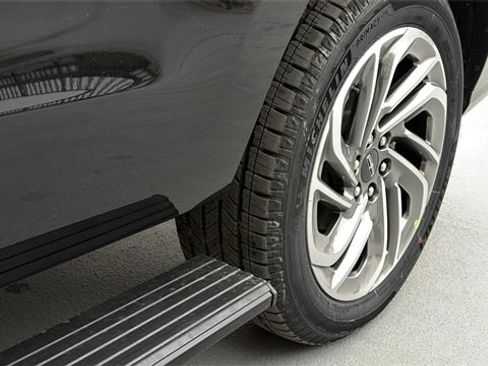 New 2025 Lincoln Navigator L Reserve image 25