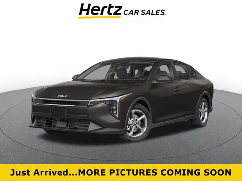 Used 2025 Kia K4 FWD image 1
