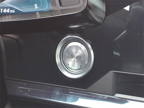 Used 2024 Chevrolet Corvette Z06 image 12