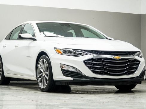 Used 2024 Chevrolet Malibu LT FWD image 4