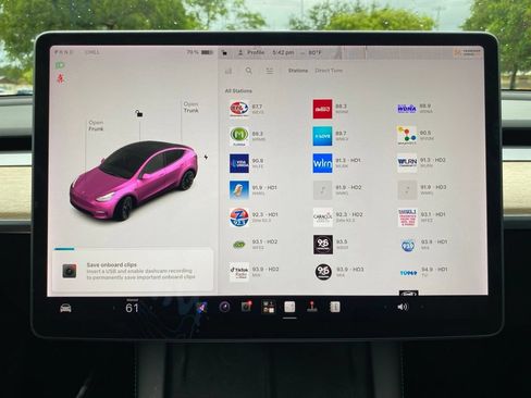 Used 2022 Tesla Model Y Long Range AWD/4WD image 28