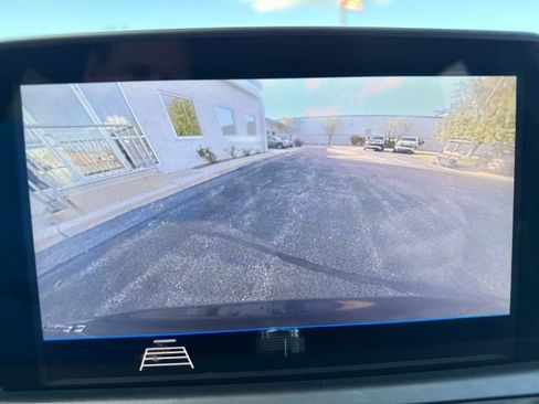 Used 2020 Chevrolet Blazer LT FWD image 22