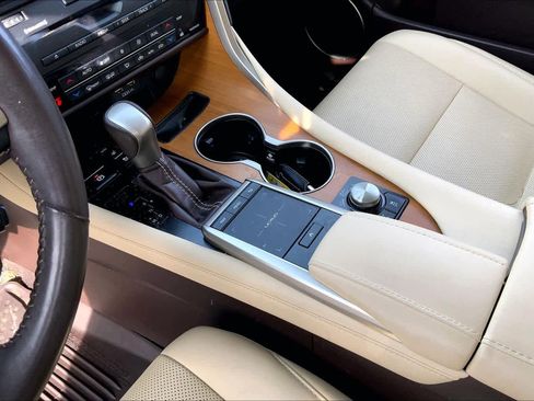 Used 2020 Lexus RX 350 AWD w/ Premium Package image 17