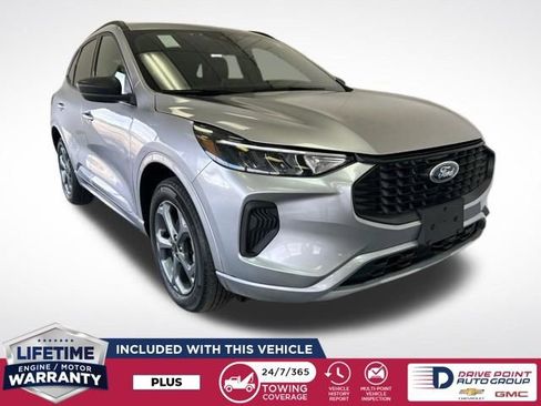 Used 2024 Ford Escape ST-Line image 1