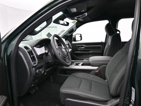 New 2026 RAM 1500 4x4 Crew Cab image 11