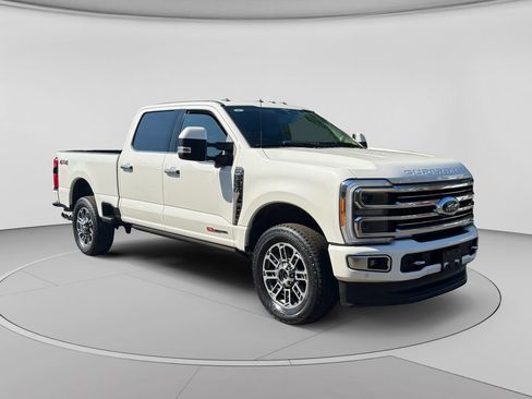 Used 2023 Ford F350 Limited AWD/4WD image 7