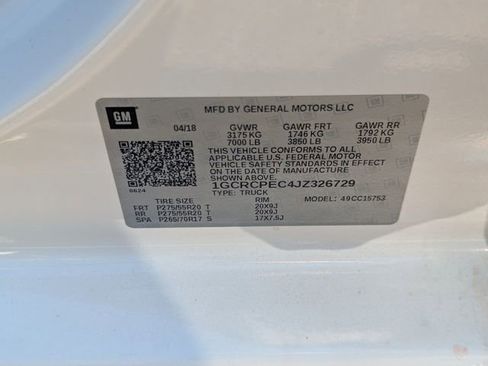 Used 2018 Chevrolet Silverado 1500 Custom w/ Custom Value Package image 12