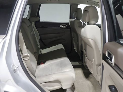 Used 2011 Jeep Grand Cherokee Laredo AWD/4WD image 20