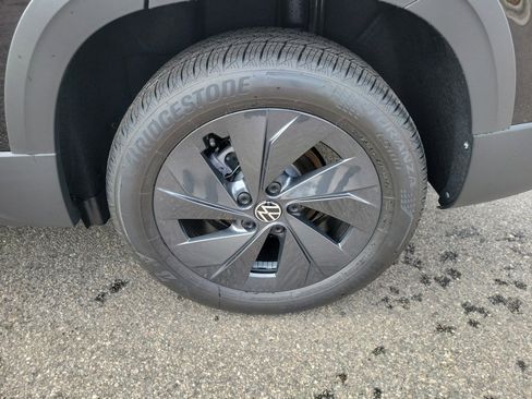 New 2026 Volkswagen Taos S FWD image 27