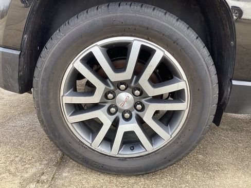 Used 2016 GMC Acadia SLT w/ Premium Edition image 12