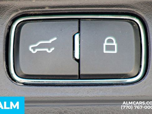 Used 2025 Ford Explorer ST-Line AWD/4WD image 27