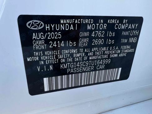 Used 2026 Genesis G70 2.5T RWD image 11