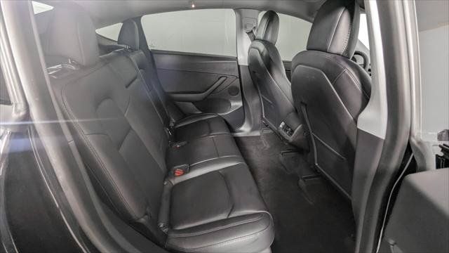 Used 2021 Tesla Model Y Long Range AWD/4WD image 21