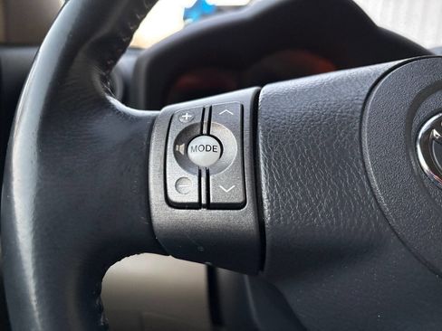 Used 2010 Toyota RAV4 Limited image 10