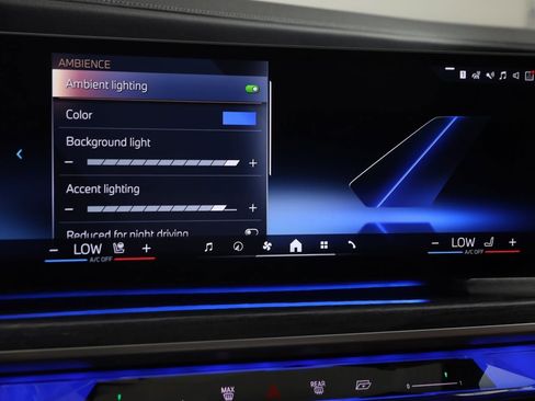 Used 2023 BMW 760i xDrive image 46