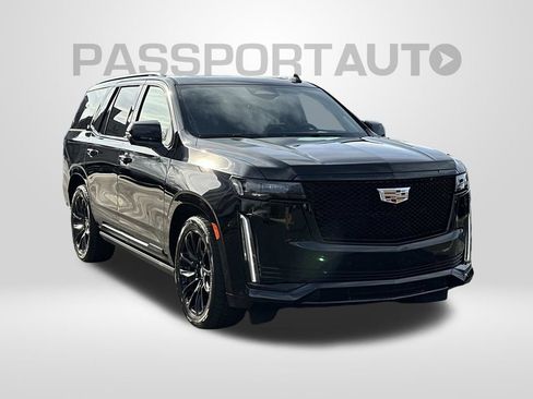 Used 2023 Cadillac Escalade Sport Platinum w/ LPO, ONYX Package image 6