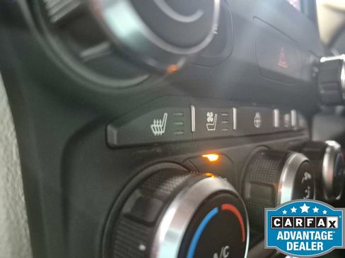 Used 2020 RAM 1500 Laramie AWD/4WD image 11