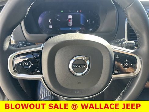 Used 2024 Volvo XC90 B6 Plus image 17