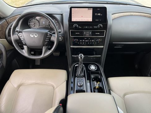 Used 2023 INFINITI QX80 Premium Select w/ All-Season Package image 8