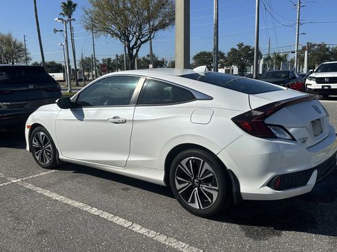 Certified 2018 Honda Civic EX-T image 7