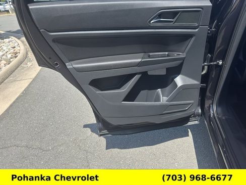 Used 2020 Volkswagen Atlas Cross Sport SE w/ Panoramic Sunroof Package AWD/4WD image 29