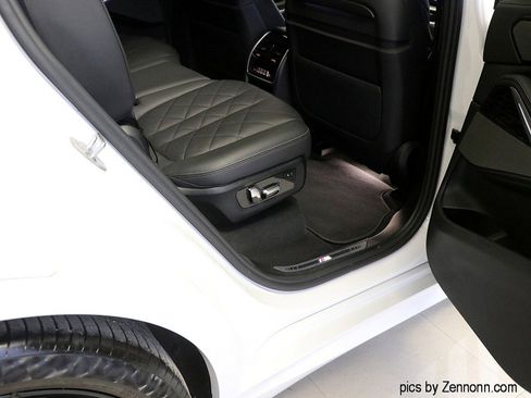 Certified 2023 BMW X7 xDrive40i w/ M Sport Package image 37