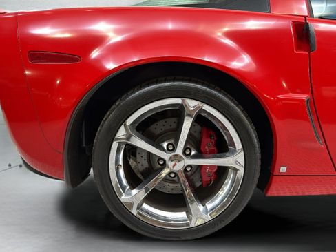 Used 2012 Chevrolet Corvette Grand Sport w/ 2LT Preferred Equipment Group RWD image 35