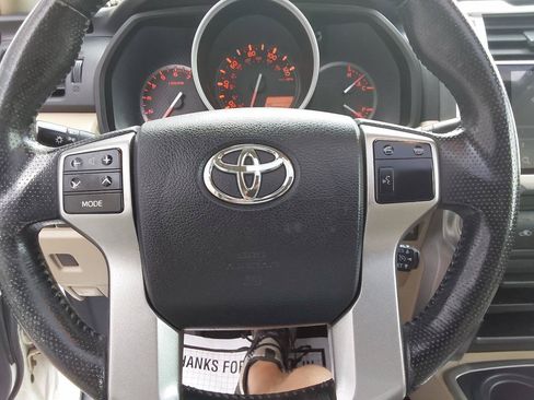 Used 2013 Toyota 4Runner SR5 w/ Premium Pkg AWD/4WD image 20