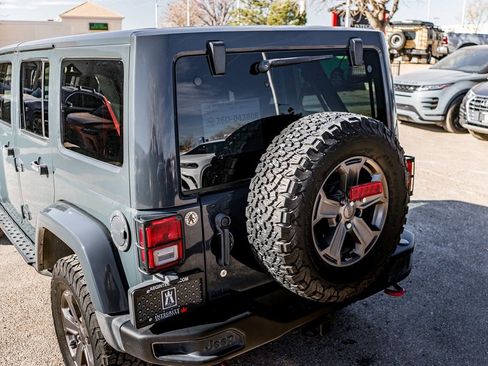 Used 2017 Jeep Wrangler Unlimited Rubicon image 13