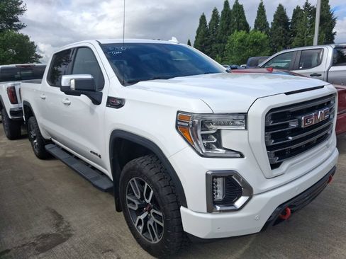 Used 2019 GMC Sierra 1500 AT4 w/ AT4 Premium Package AWD/4WD image 2