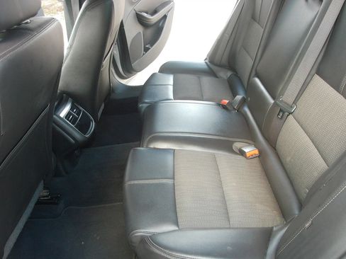 Used 2017 Chevrolet Impala LT FWD image 35