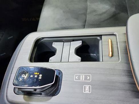Certified 2024 Nissan Ariya AWD image 16
