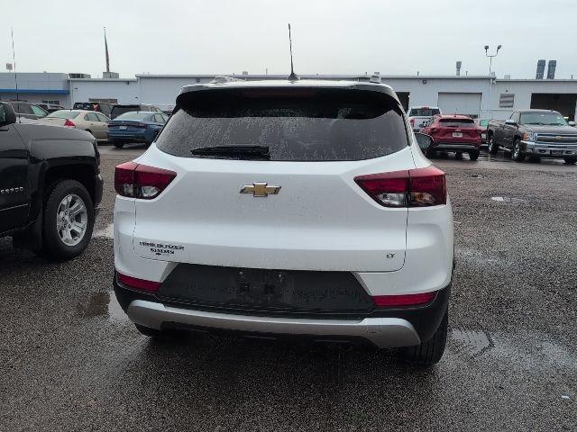 Used 2022 Chevrolet TrailBlazer LT FWD image 5