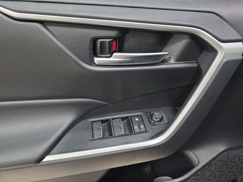 Certified 2023 Toyota RAV4 XLE image 25