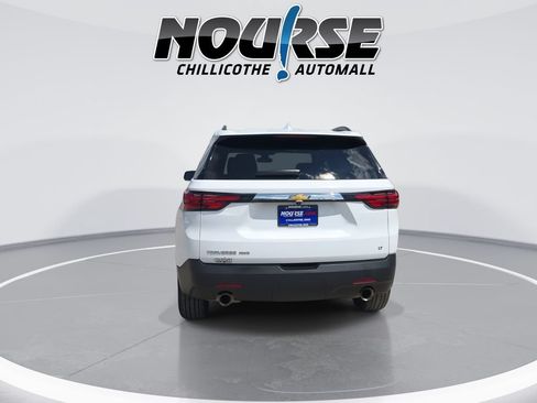 Used 2023 Chevrolet Traverse LT w/ LPO, Cargo Package AWD/4WD image 7