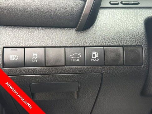 Used 2021 Toyota Camry SE image 23