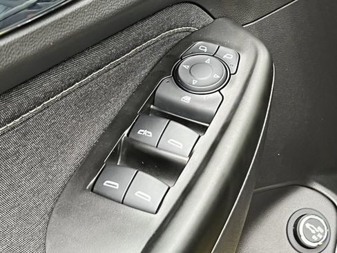 Used 2023 Chevrolet TrailBlazer ACTIV w/ Sun and Liftgate Package image 16