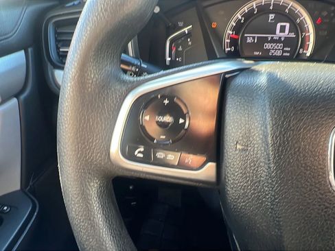 Used 2018 Honda CR-V LX image 13